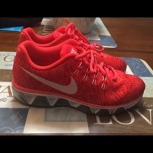 Women’s Nike Air Max Tailwind 8